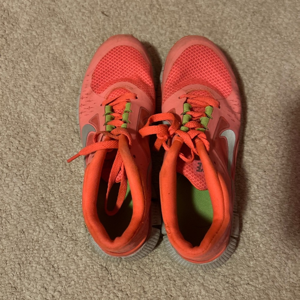 Nike Free Run Athletic Shoes